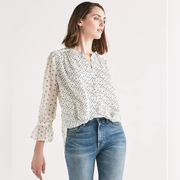 Lucky Brand Women’s Size Small Cream Navy Mix Print Floral Button-Down NWT - Picture 1 of 10